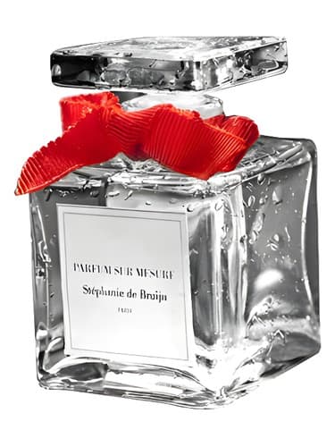 Le Pret-a-Parfumer Yang: Wood of the Orient 