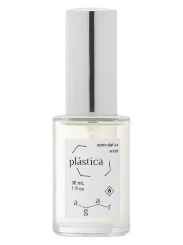 Plástica - پلاستیک