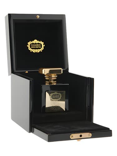 Pure Magie. Le pouvoir du parfum