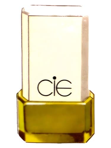 CIE by Jacqueline Cochran - CIE توسط ژاکلین کوکران