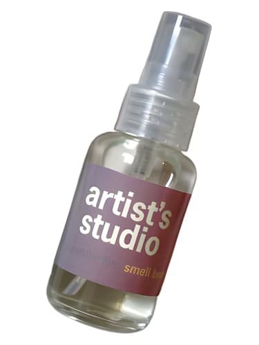 Artist's Studio - استودیو هنرمند