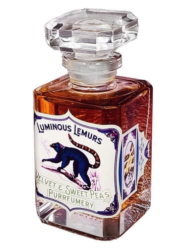 Luminous Lemurs - لمورهای درخشان