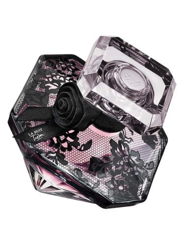 La Nuit Trésor Dentelle de Roses