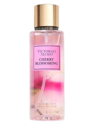 Cherry Blossoming - شکوفه چری