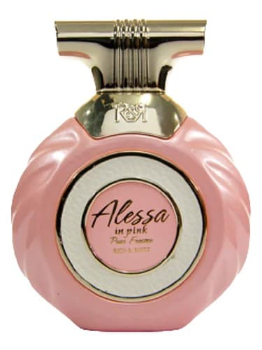 Alessa in Pink