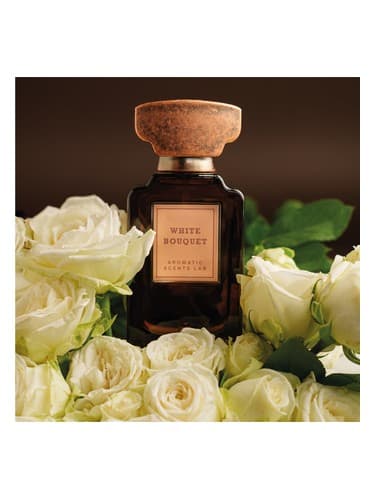White Bouquet - دسته گل وایت